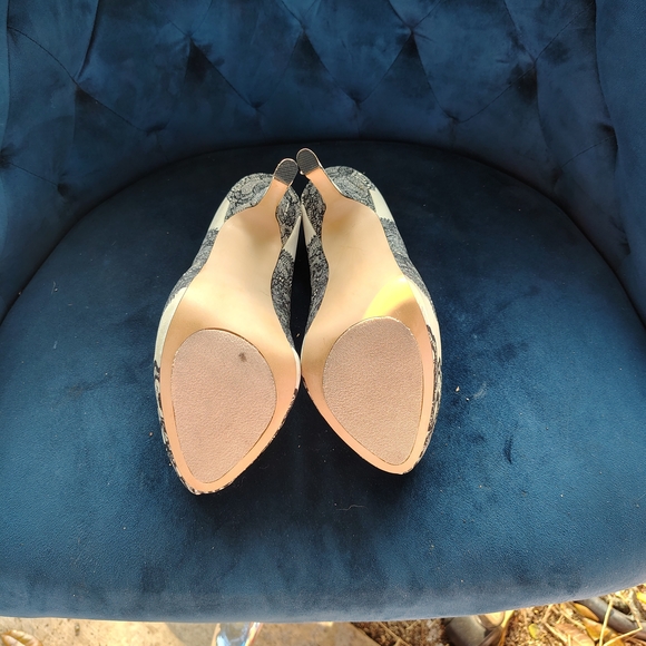 Steve Madden Cream Heels with Black Lace Overlay - Picture 6 of 7